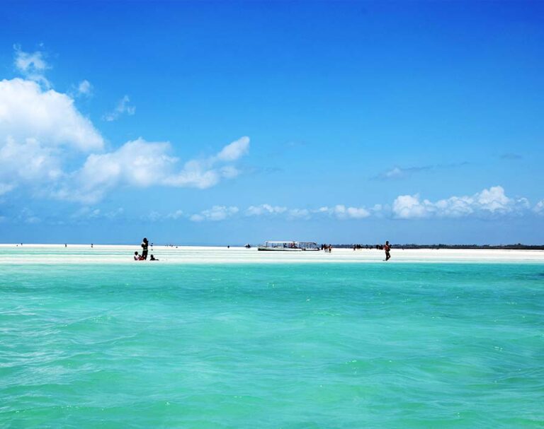 Atolli di sabbia bianca Sardegna Due Watamu Kenya Wilderness 360