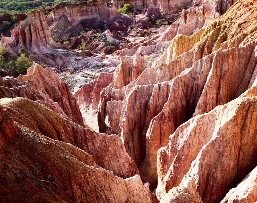 Formazioni rocciose Cucina del Diavolo escursione Marafa Canyon
