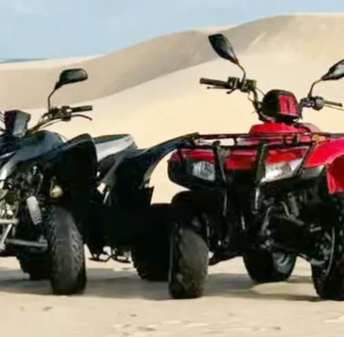 Guida in quad sulle dune di Che Shale durante Escursione Marafa Quad